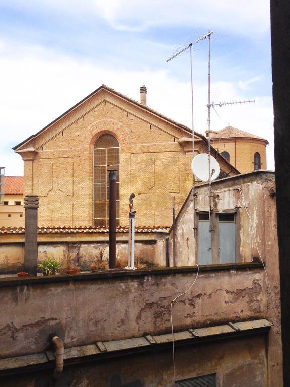 Trastevere Skyfall *